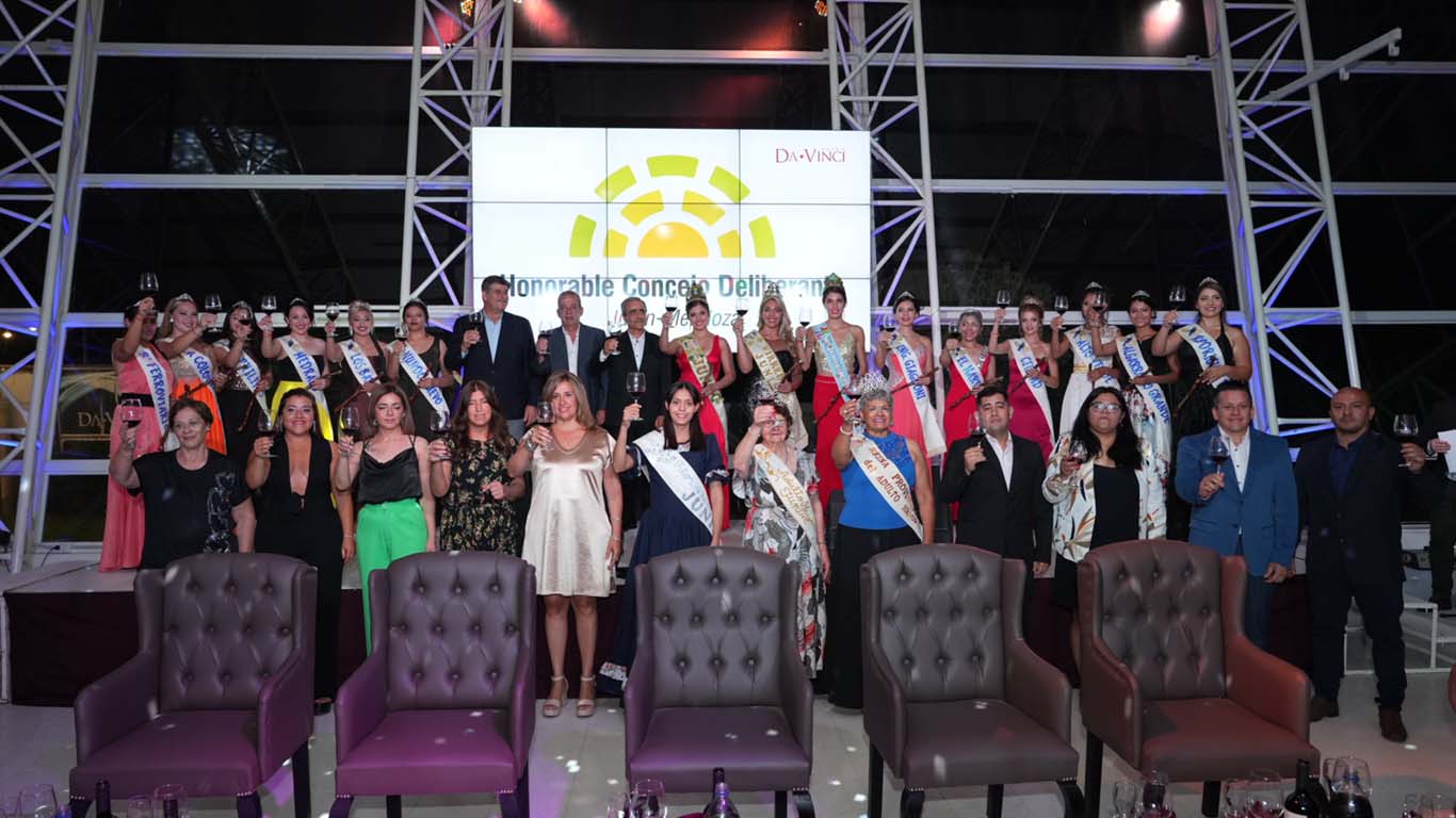 BRINDIS DE LAS REINAS 2023