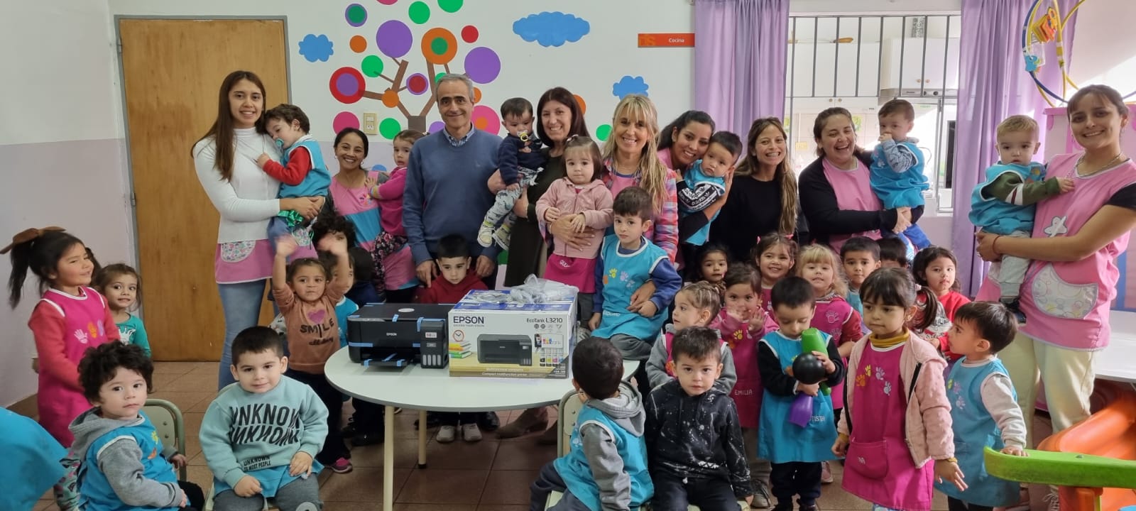VISITA AL JARDÍN MANITOS DE COLORES DE LA COLONIA
