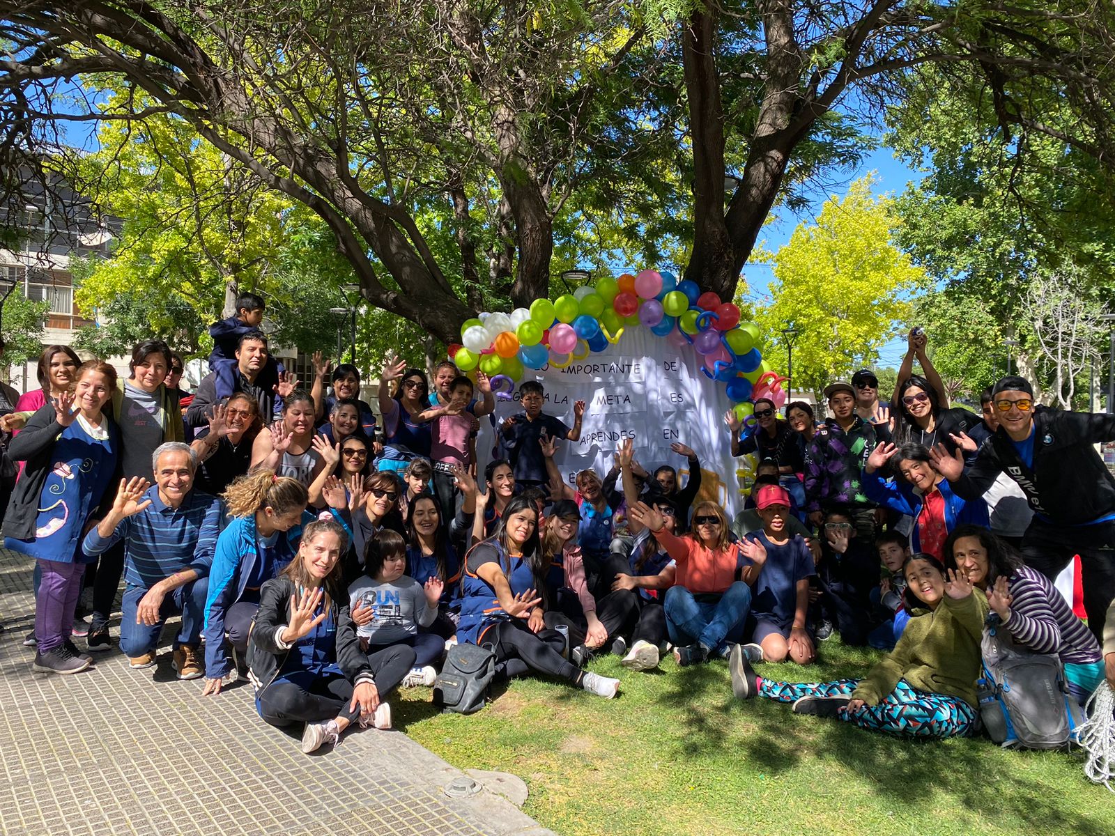 CAMINATA INCLUSIVA DE LA ESCUELA 2-052