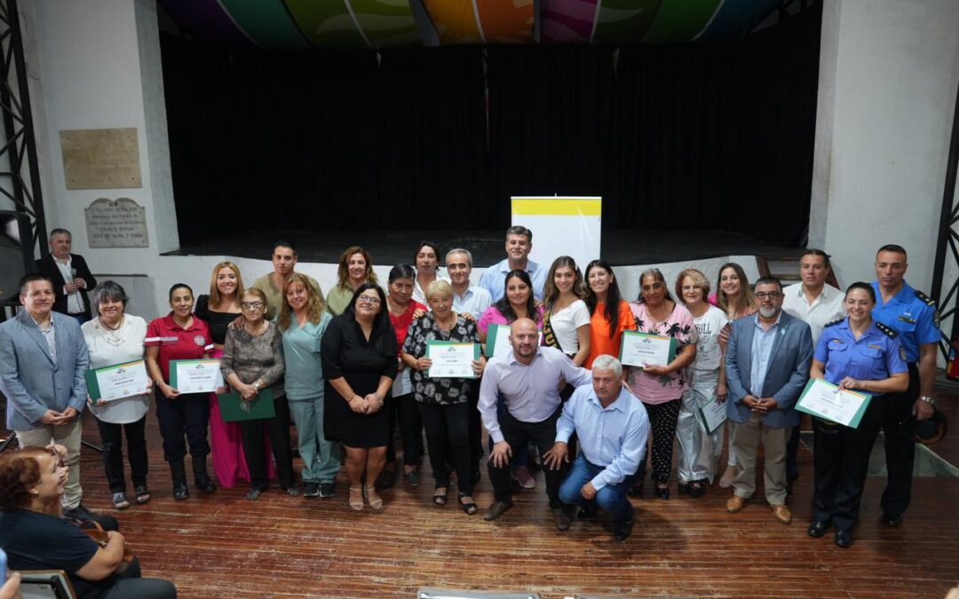 EL CONCEJO RECONOCIÓ A MUJERES DESTACADAS DEL DEPARTAMENTO