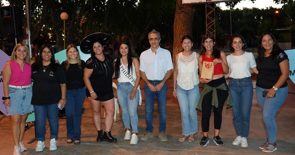 EL CICLO «MUJERES DE JUNÍN HOY» EN PHILIPPS