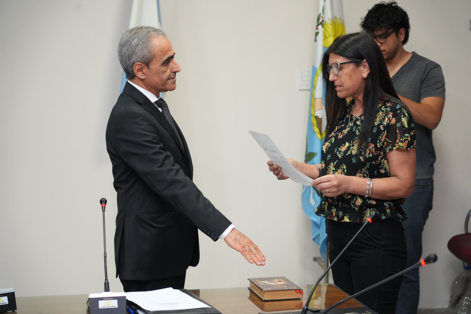 ELECCIÓN DE AUTORIDADES DEL CONCEJO PARA EL PERÍODO 2024
