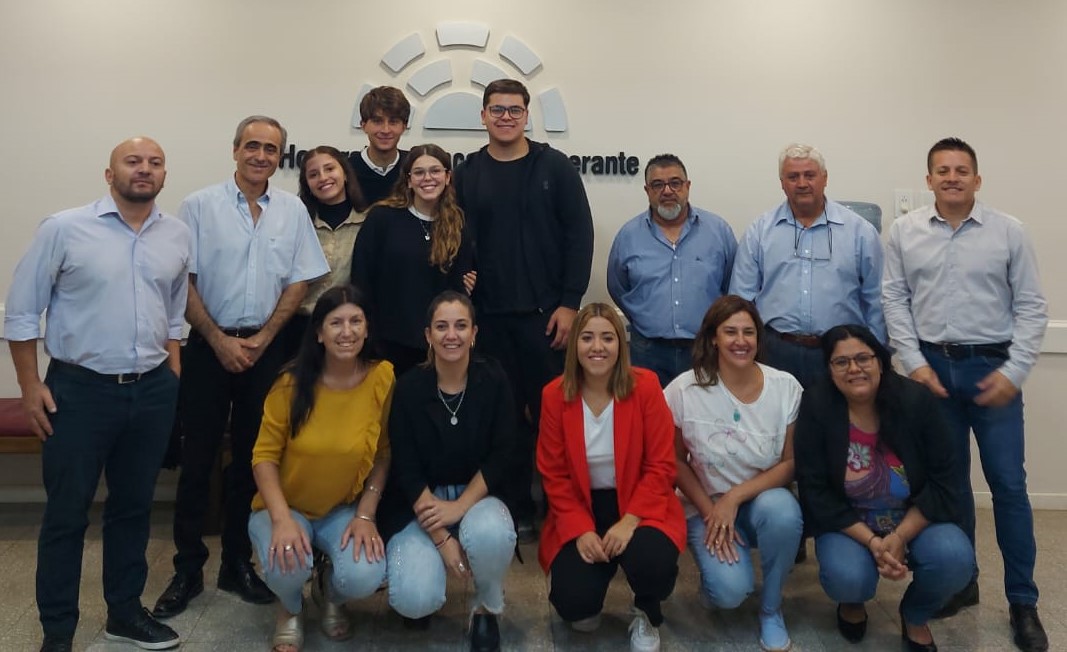 VISITA DE ALUMNOS DE LAS ESCUELAS ING. A. ARBOIT Y C. SPAGNOLO
