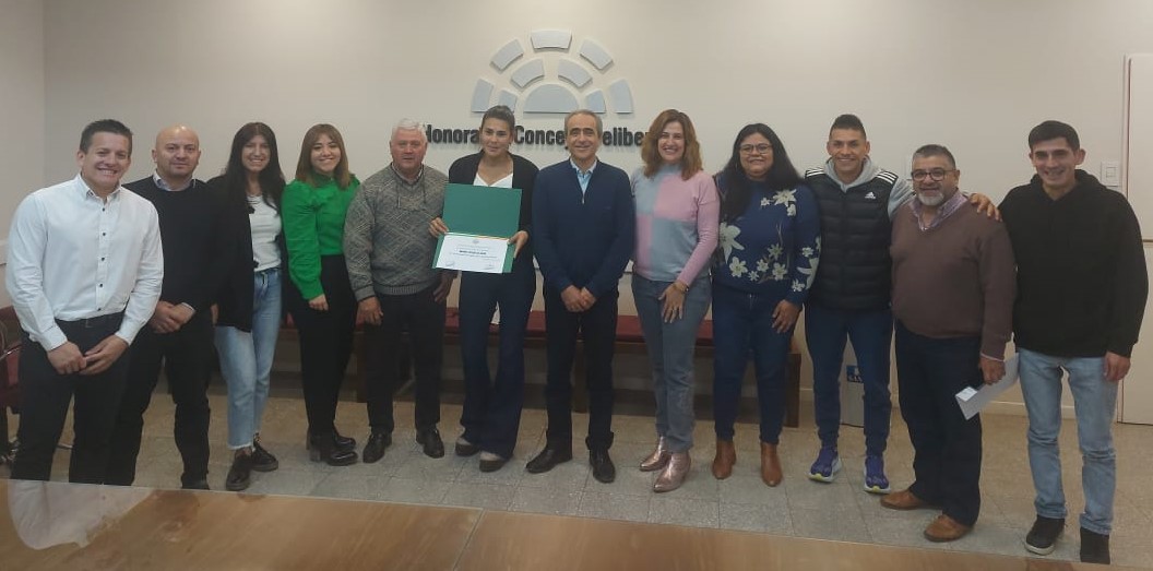 RECONOCIMIENTO A LA ATLETA MARÍA BELÉN ALEGRE