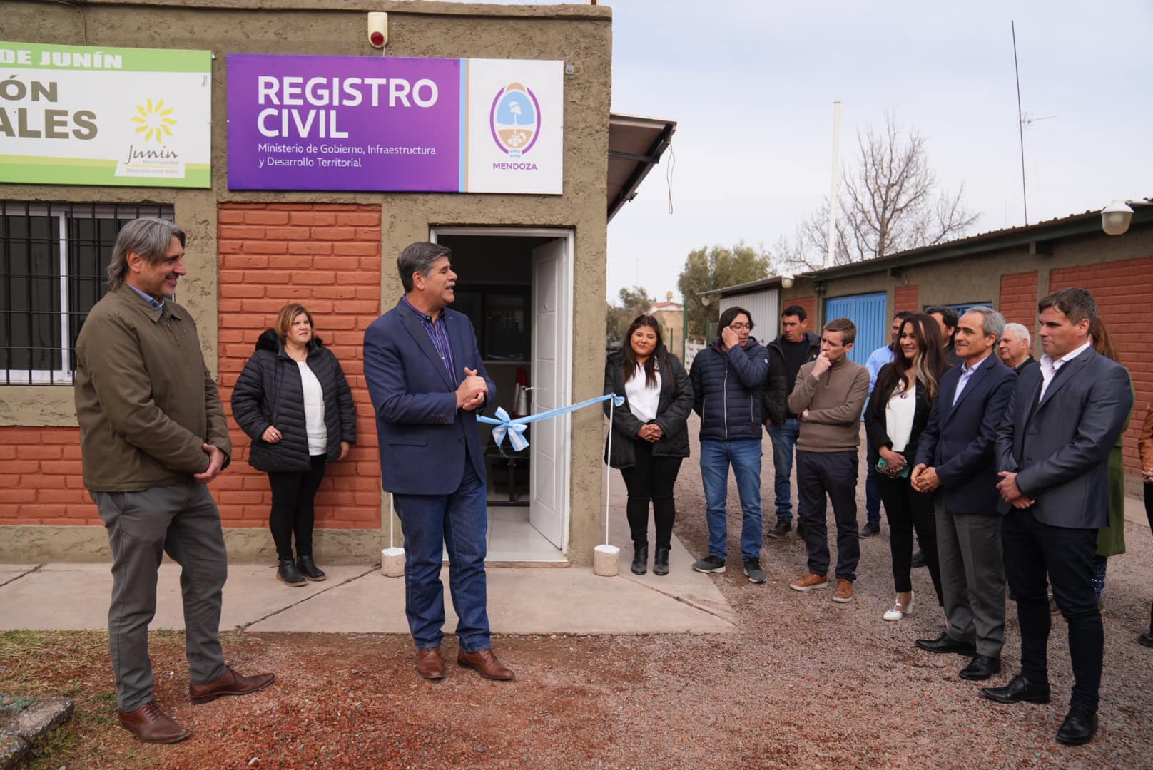 INAUGURACIÓN DEL REGISTRO CIVIL EN LOS BARRIALES