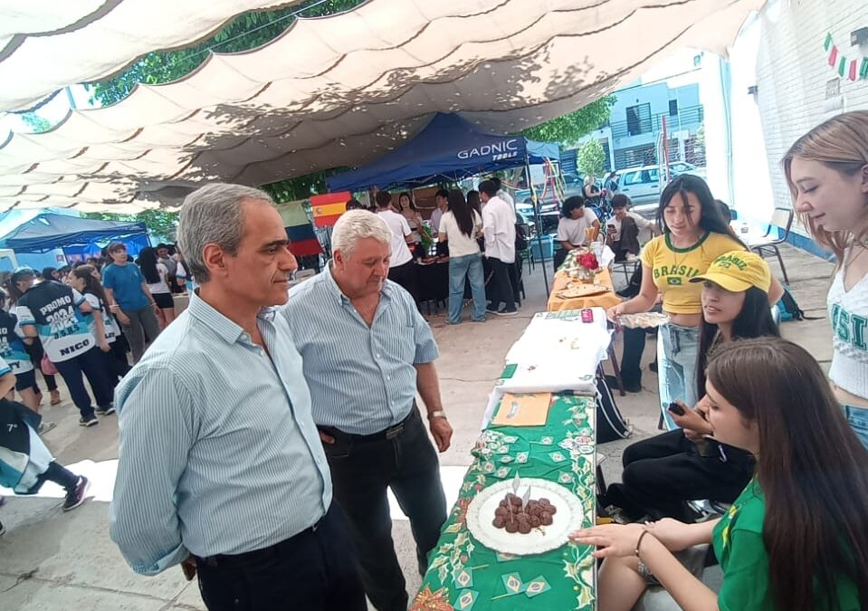 MUESTRA «ESCUELA ABIERTA» DE LA ESC. SPAGNOLO