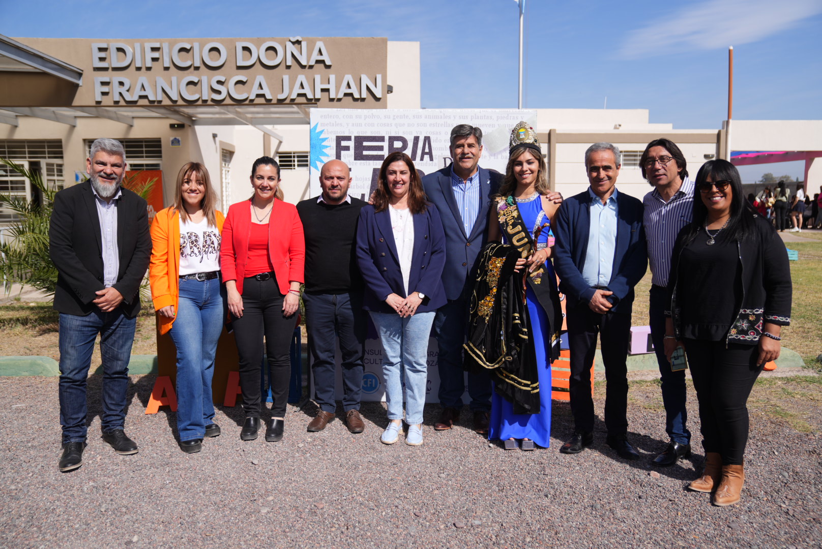 APERTURA DE LA FERIA DEL LIBRO DE MENDOZA, EN RIVADAVIA