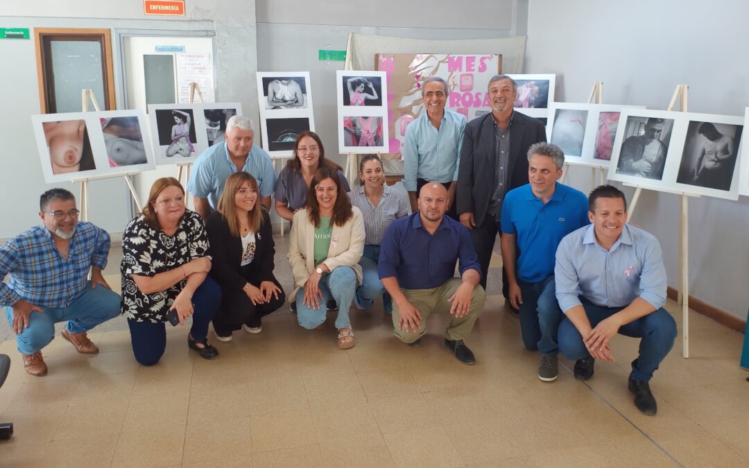 OCTUBRE ROSA – MUESTRA FOTOGRÁFICA CONCIENTICEMOS JUNTOS