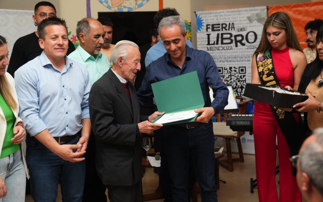 HOMENAJE AL POETA JUNINENSE OSCAR GUEVARA