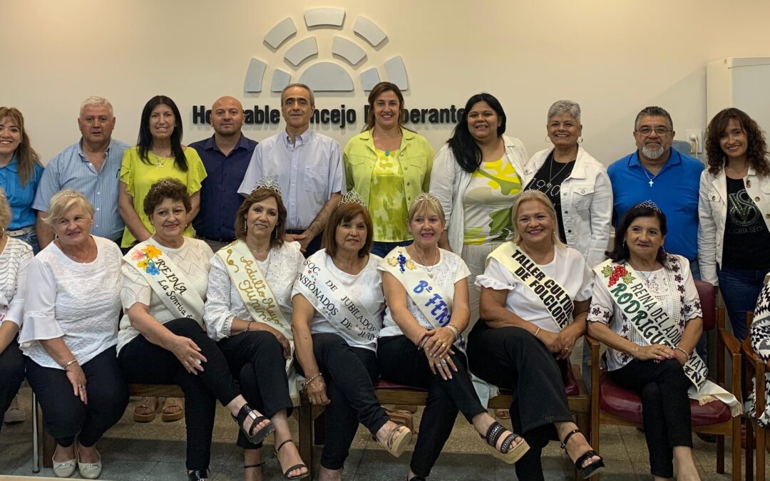 VISITA DE LAS CANDIDATAS A REINA DEL ADULTO MAYOR