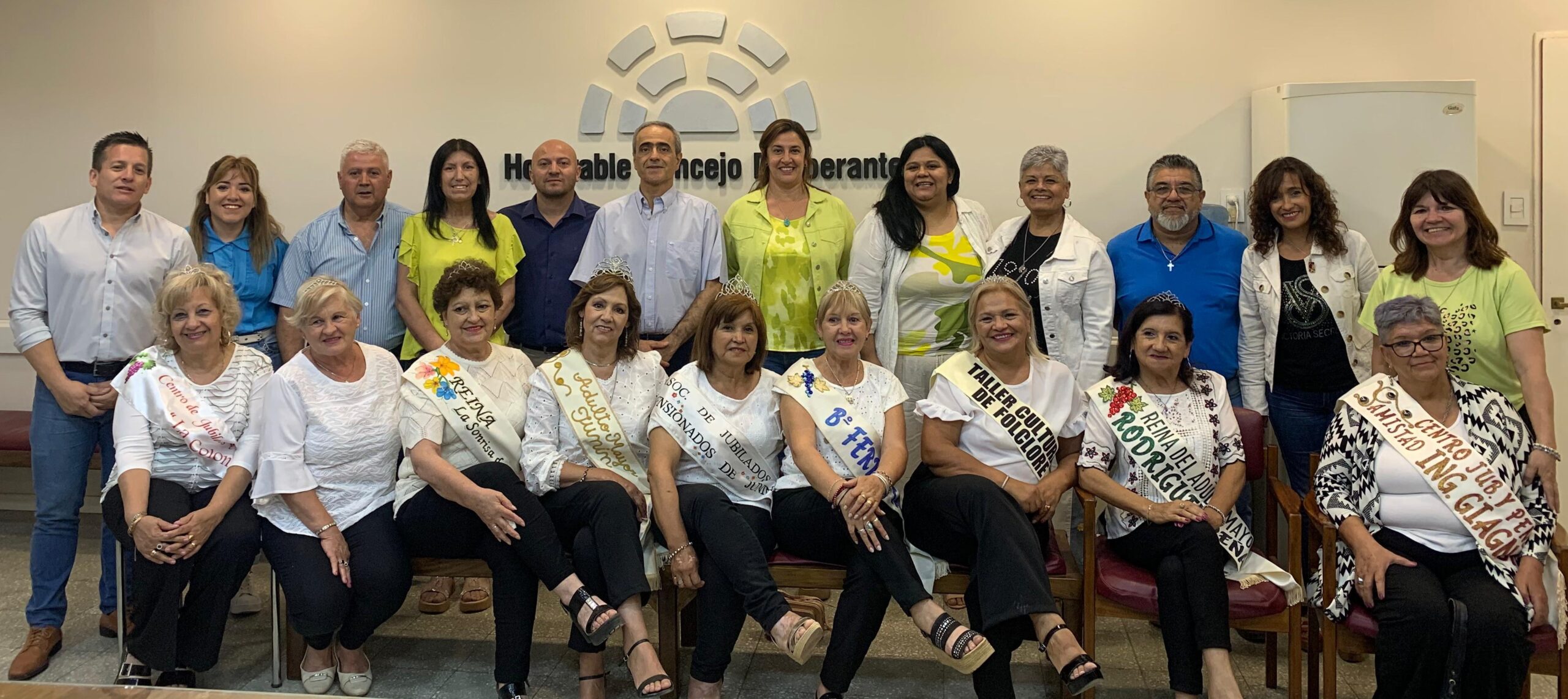 VISITA DE LAS CANDIDATAS A REINA DEL ADULTO MAYOR