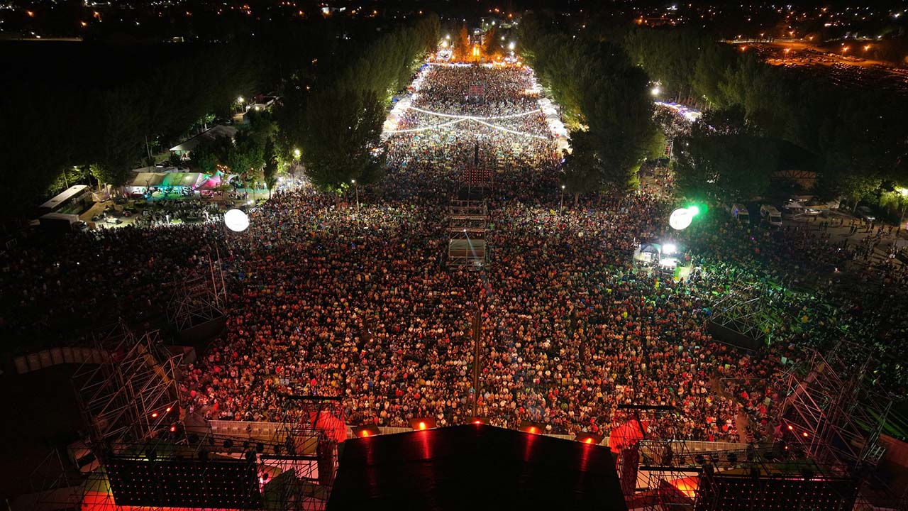 FIESTA DE LA VENDIMIA Y ENCUENTRO DE LAS NACIONES 2025