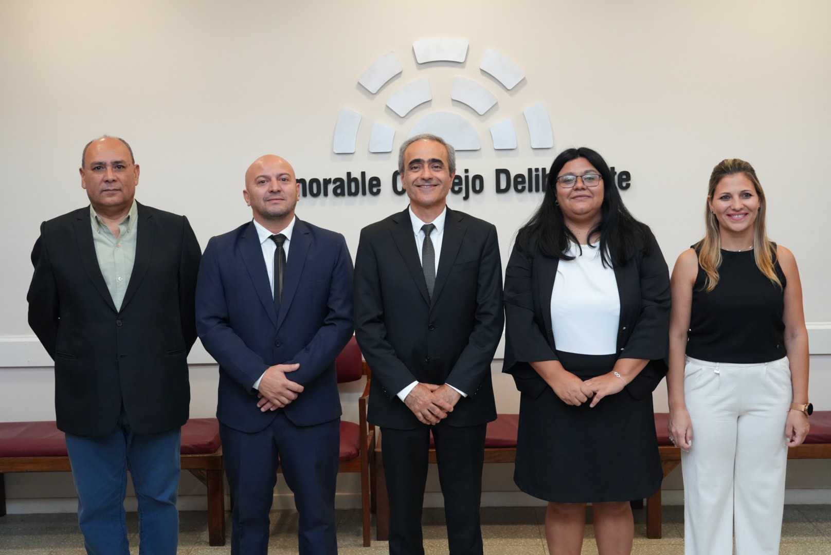 ELECCIÓN DE AUTORIDADES DEL CONCEJO PARA EL PERÍODO 2025