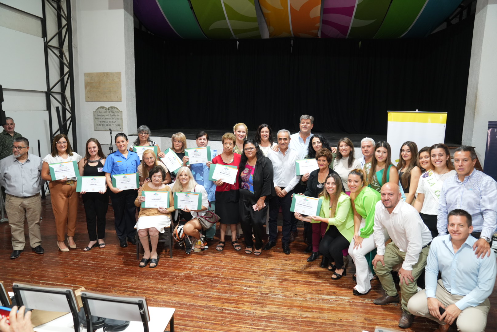 EL CONCEJO ENTREGÓ LA DISTINCIÓN DEPARTAMENTAL «MUJERES DE JUNÍN HOY»