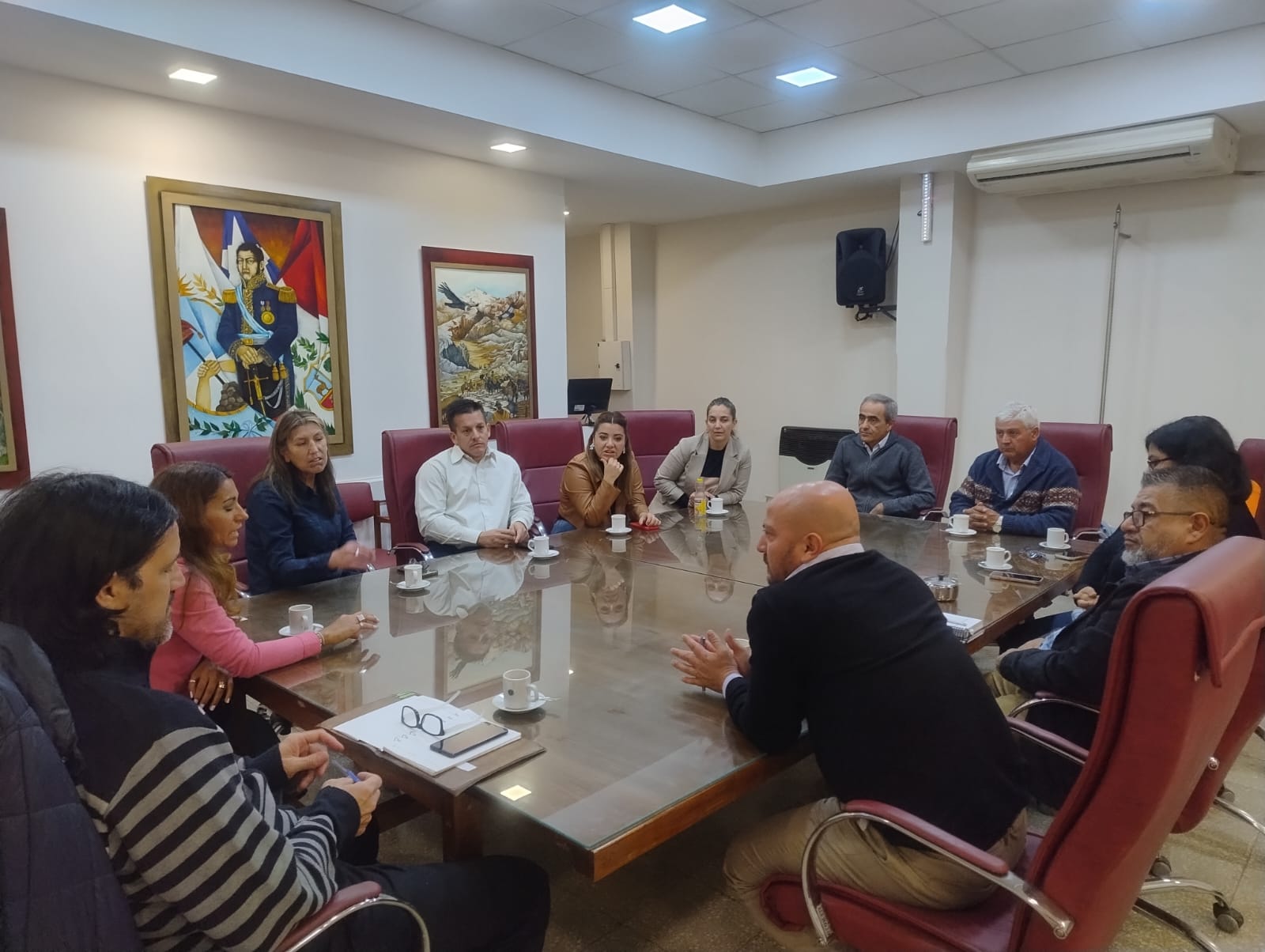 VISITA DE MIEMBROS DE ABUME (LUCHA CONTRA EL BULLYING)