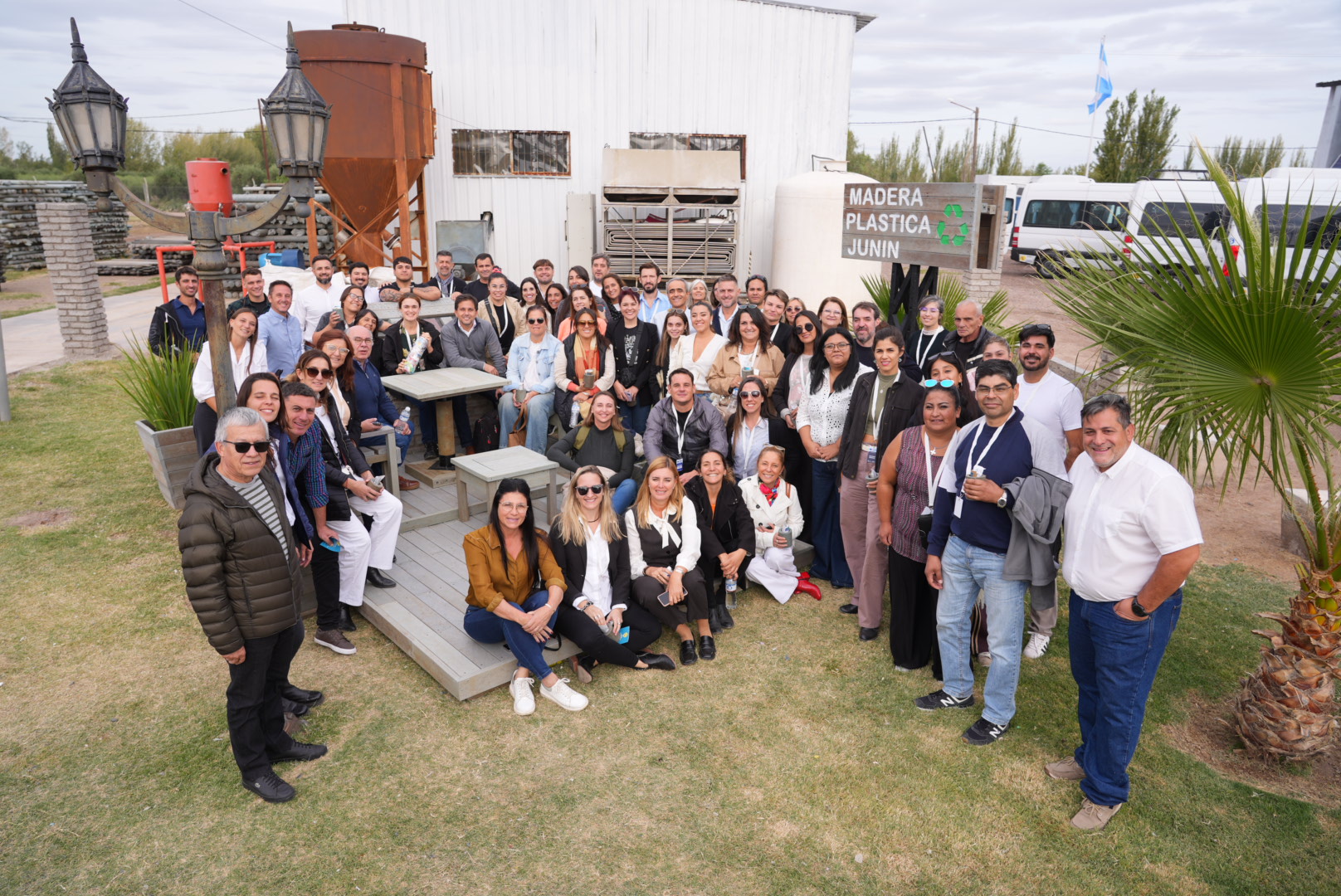REPRESENTANTES DE MUNICIPIOS DE TODO EL PAÍS, VISITARON LA PLANTA JUNÍN PUNTO LIMPIO