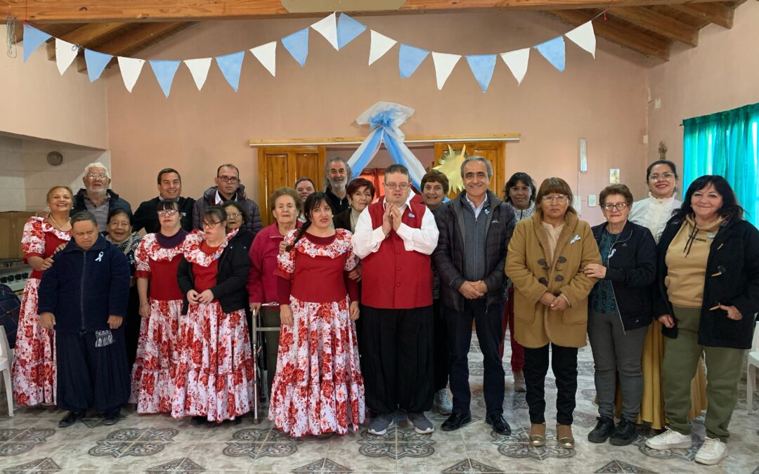 «N.E.J.» NIÑOS ESPECIALES DE JUNÍN CELEBRÓ LA SEMANA DE MAYO