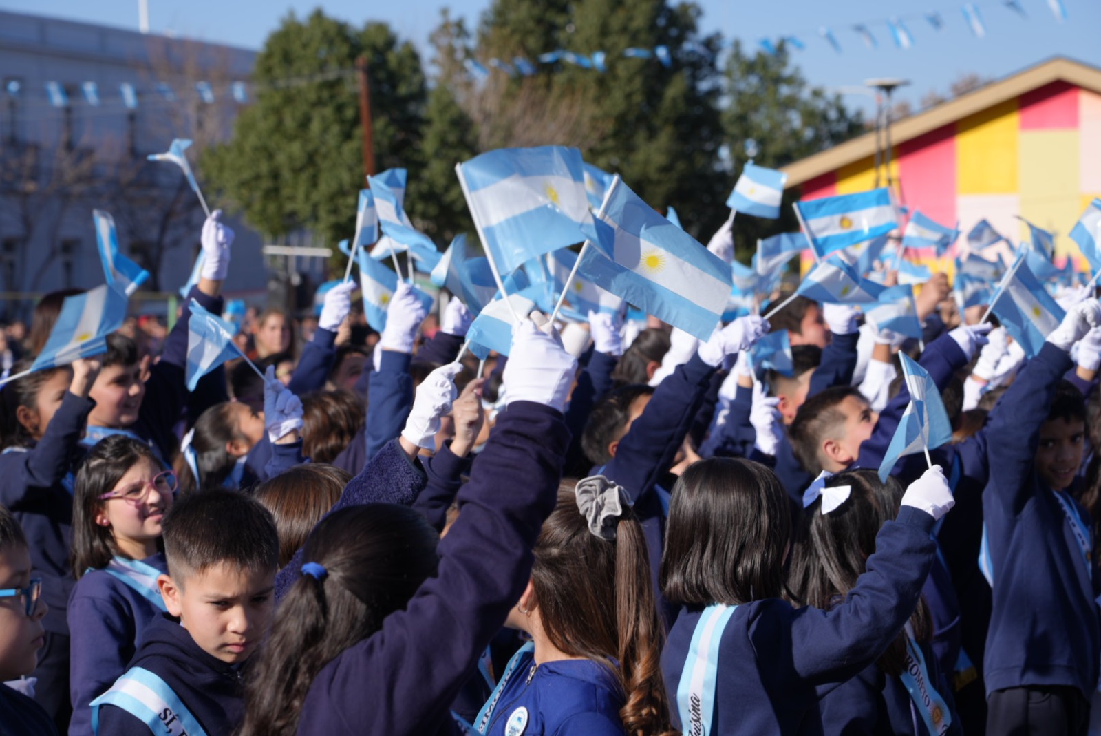 ACTO DEL DÍA DE LA BANDERA