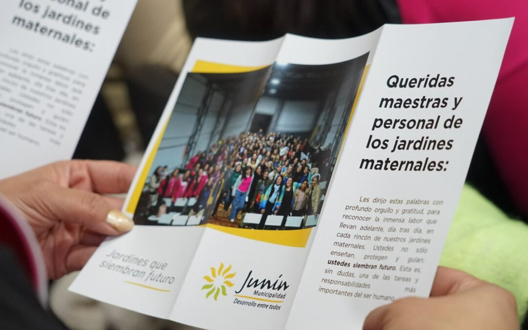 JORNADA DE TRABAJO CON LOS JARDÍNES MATERNALES