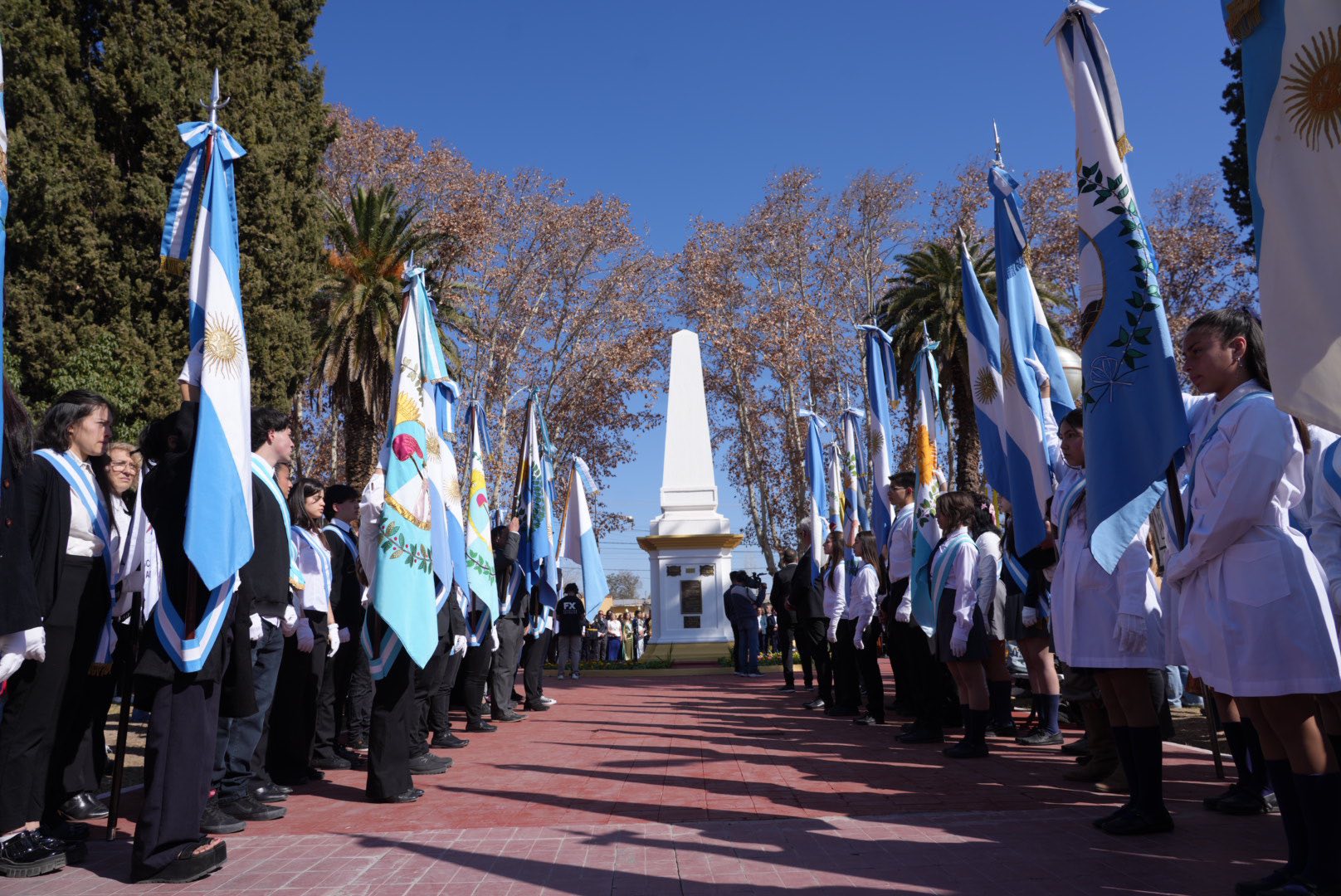 ACTO DEL 17 DE AGOSTO EN LOS BARRIALES