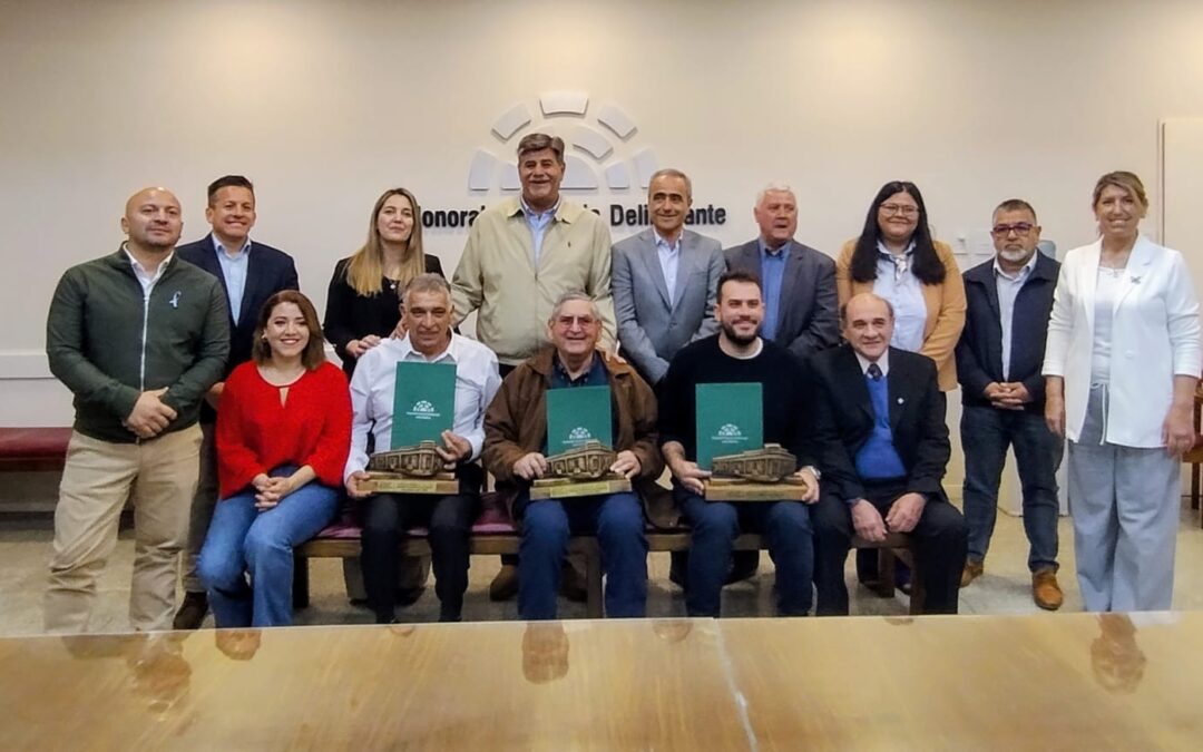 RECONOCIMIENTO A EX PRESIDENTES DEL CONCEJO DELIBERANTE DE JUNÍN