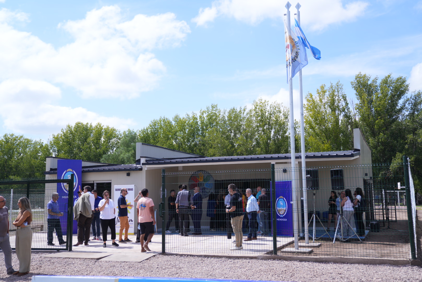 SE INAUGURÓ EL NUEVO EDIFICIO DE LA ESCUELA DE EDUCACIÓN ESPECIAL SECUNDARIA Nº 2-726