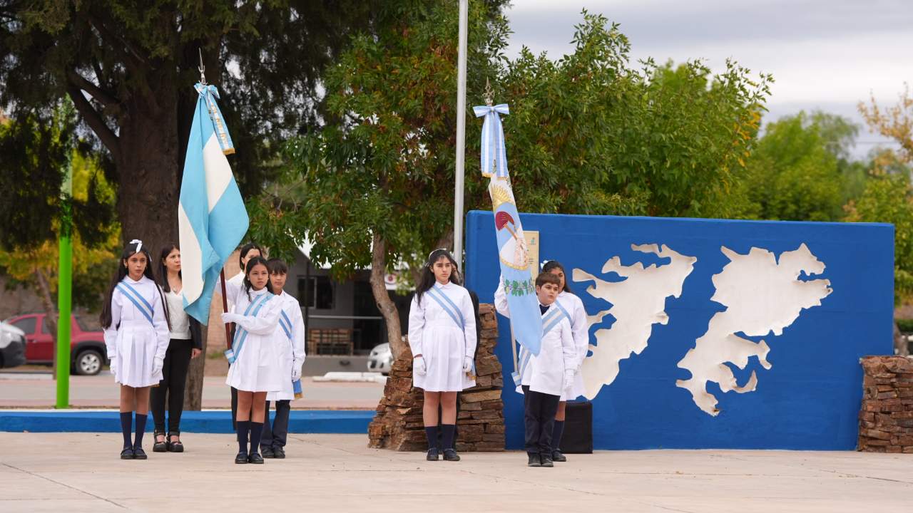 DÍA DEL VETERANO Y DE LOS CAÍDOS EN LA GUERRA DE MALVINAS