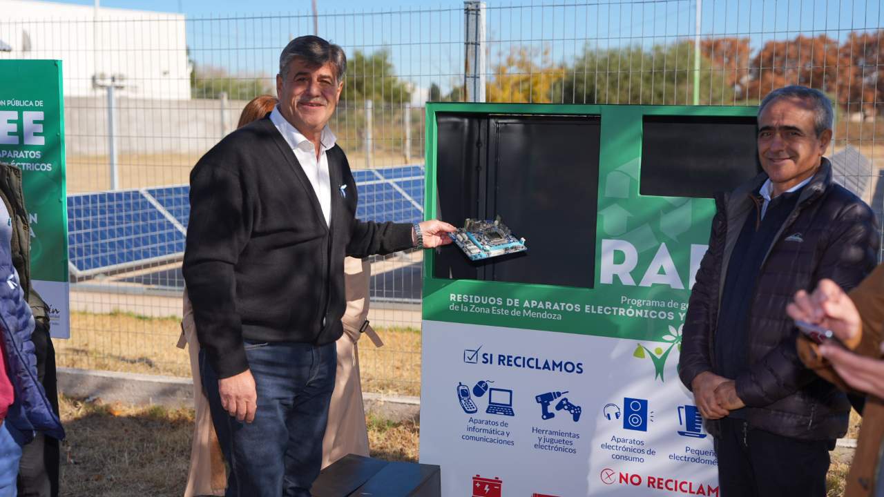 JUNÍN PRESENTÓ EL PROGRAMA RAEE Y SUMÓ SU PRIMER PUNTO DE RECOLECCIÓN DE RESIDUOS ELECTRÓNICOS