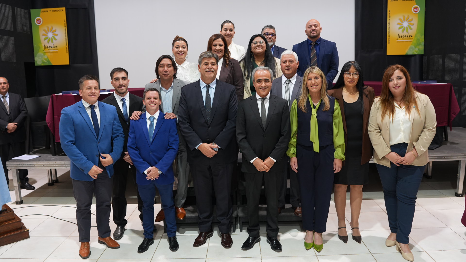 JURARON LOS NUEVOS CONCEJALES DE JUNÍN