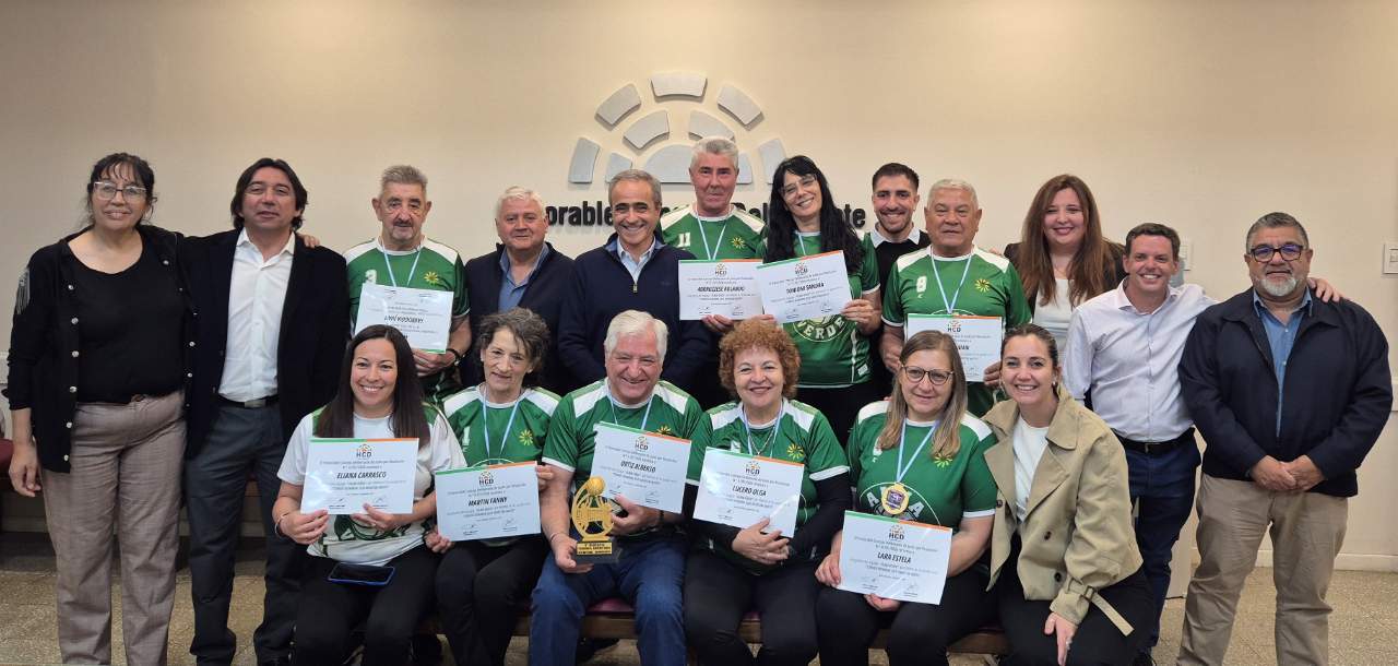 RECONOCIMIENTO AL EQUIPO DE NEWCOM «ALMA VERDE»